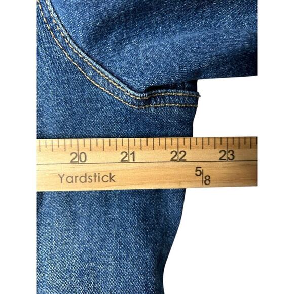Torrid Jacket Size 1X Blue Denim Jean Medium Wash Crop Cropped Trucker Button Up - Picture 9 of 11